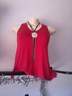 BLUSA VERMELHA